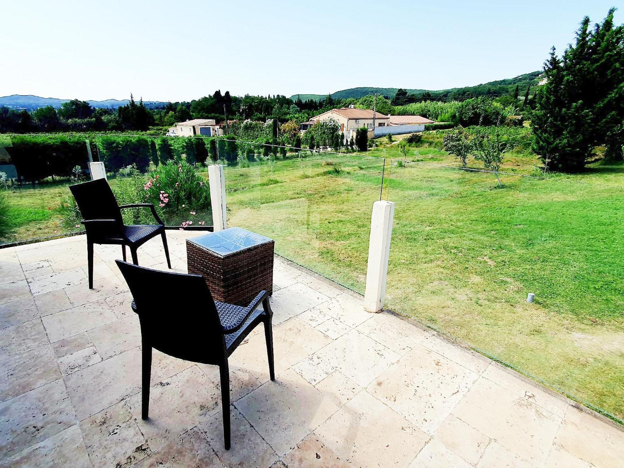 Chambre Cosy Avec Terrasse Sur La Colline Boisee, Parking Prive, Jardin, Calme, Climatisation, 10 Mn Pont Du Gard Num7 Rochefort-du-Gard Zewnętrze zdjęcie